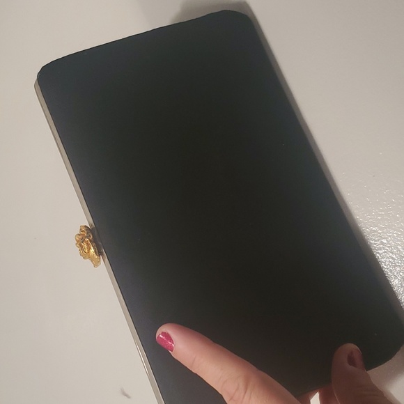 Vintage Black Clutch with Rose Clasp - Picture 6 of 7